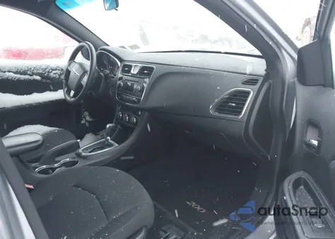 2013 Chrysler 200 Lx from USA, damaged, VIN 1C3CCBAB6DN670942